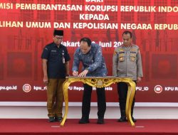 KPK Serahkan Aset Rampasan Korupsi Rp4,2 Miliar ke KPU dan Polri