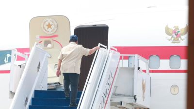 Prabowo Terbang ke Kalimantan, Pimpin Langsung Penanganan Karhutla di 4 Provinsi
