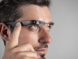 Cara Mengenali Smart Glasses Berkamera, Ini Ciri yang Perlu Diperhatikan