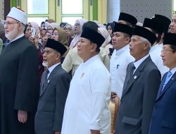 Prabowo Hadiri 100 Tahun Gontor