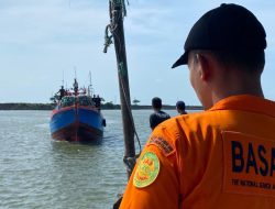 Rombongan Jurnalis Hilang Kontak Saat Liput Gunung Anak Krakatau