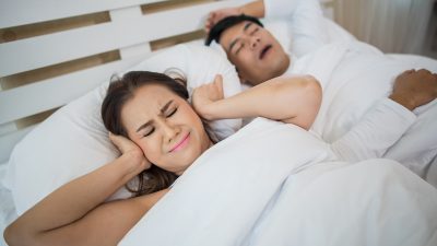 10 Cara Menghilangkan Ngorok Saat Tidur Secara Alami, Bisa Dicoba di Rumah