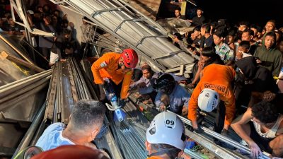 Truk Baja Ringan Rem Blong di Banyumas, 1 Orang Tewas dan 1 Selamat