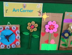 Kreatif! Murid SD di Cirebon Sulap Botol Bekas Jadi Karya Seni