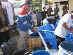 Pertamina Salurkan 280 Ribu Liter Air Bersih untuk Warga Terdampak Kekeringan di Cilacap