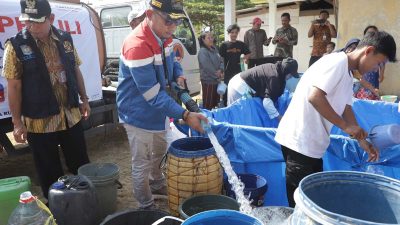 Pertamina Salurkan 280 Ribu Liter Air Bersih untuk Warga Terdampak Kekeringan di Cilacap