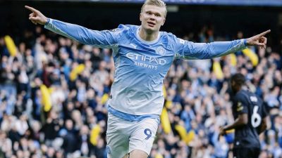 Liga Inggris: Manchester City Kukuhkan Posisi, Liverpool Manfaatkan Dua Kartu Merah Brentford