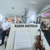 KAI Resmikan Patung Raden Soetedjo di Stasiun Purwokerto, Ini Pencipta Lagu Di Tepinya Sungai Serayu