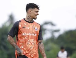 Shin Tae-yong Ungkap Alasan Shayne Pattynama Belum Dimainkan Persija Jakarta