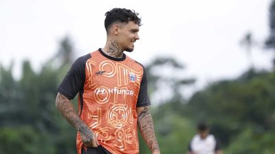 Shin Tae-yong Ungkap Alasan Shayne Pattynama Belum Dimainkan Persija Jakarta